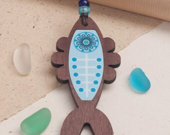 Fish Design Walnut Pendant Necklace