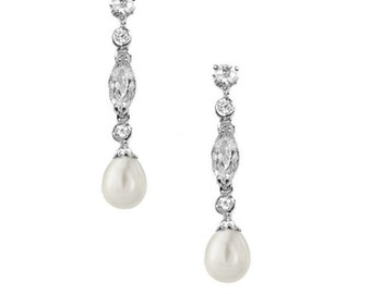 Bridal earrings, long crystal earrings, pearl drop earrings, dangle pearl earrings, wedding earrings, bridal ivory earrings, drop earrings