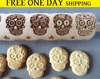 Sugar Skulls engraved rolling pin + Cookie cutter & FREE Shipping