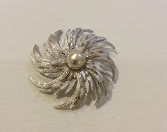 Silver Tone Swirl Brooch