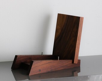 Modern Vinyl LP Record Storage Display Holder in Walnut Holds 50 Albums of 12" or 7" Records