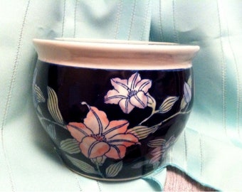 Asian Hand Painted Ceramic Planter / Chinese Ceramic Planter / Pot or Vase / Chinese Ceramic Fish Bowl / Home Decor