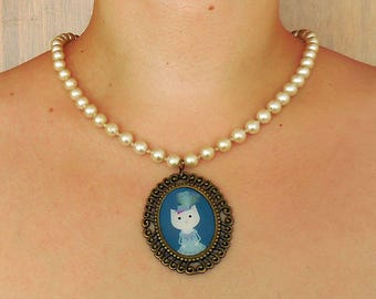Marie Antoinette. Necklace. Cameo