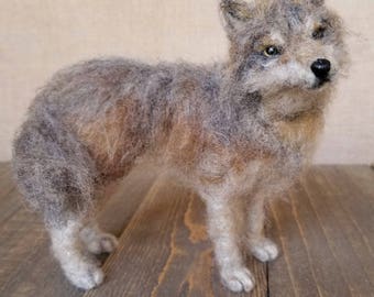 Grey Wolf, Wolf sculpture, Needle felted Wolf, Timber wolf, Wolf Decor, Gray wolf, Wolf art, Nature table