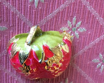 Vintage Accessocraft Strawberry Pin