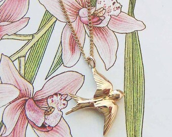 Gold Swallow Necklace, swallow jewellery, gold swallow, gold bird jewellery, gold bird necklace