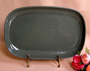 Mid-Century Russel Wright Large Serving Platter / by Steubenville Pottery USA / Cedar Green Pattern