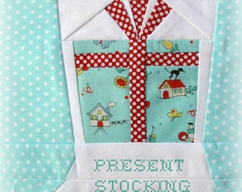Christmas Present, a Paper Piecing Pattern