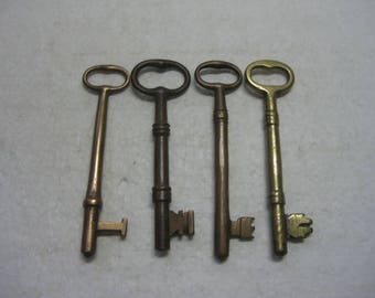 4 Antique Brass Skeleton Keys