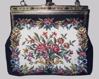 Small vintage Tapestry Purse