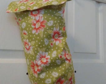 Plastic grocery bag holder