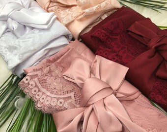 SALE Satin Robe, Bridesmaid Robe, Satin Lace Robe, Birdesmaid Robes, Lace Wedding Dress, Wedding Accessories, Bridal Robe, Bride To Be Gift