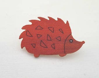 Wood, creating my stationery little hedgehog brooch