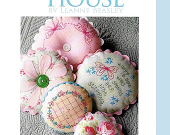 Pattern ''Sarah's Pincushions'' Hand Embroidery, Applique Pincushion Pattern by Leanne's House (LH074)