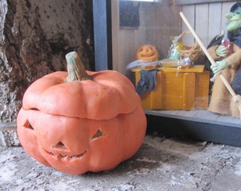 PUMPKIN candle or led for HALLOWEEN! Holiday season for fall, Jack O lantern. Tray, box treasure. Porcelain cold saeljana.