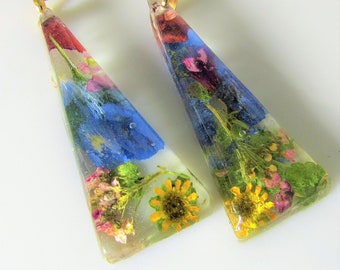 Flowers Galore, Real Flower Earrings, Pressed Flower Jewelry, Resin (3117)