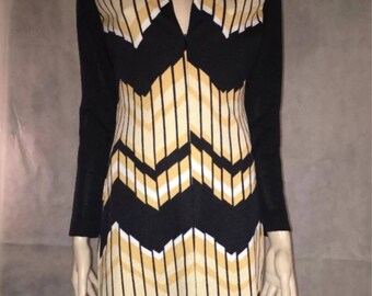 Art Deco chevron vintage zip front shift dress