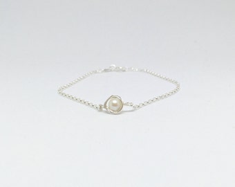 Pearl bracelet, 925 sterling silver pearl bracelet, white pearl bracelet, freshwater pearl bracelet, dainty pearl bracelet, pearl jewelry