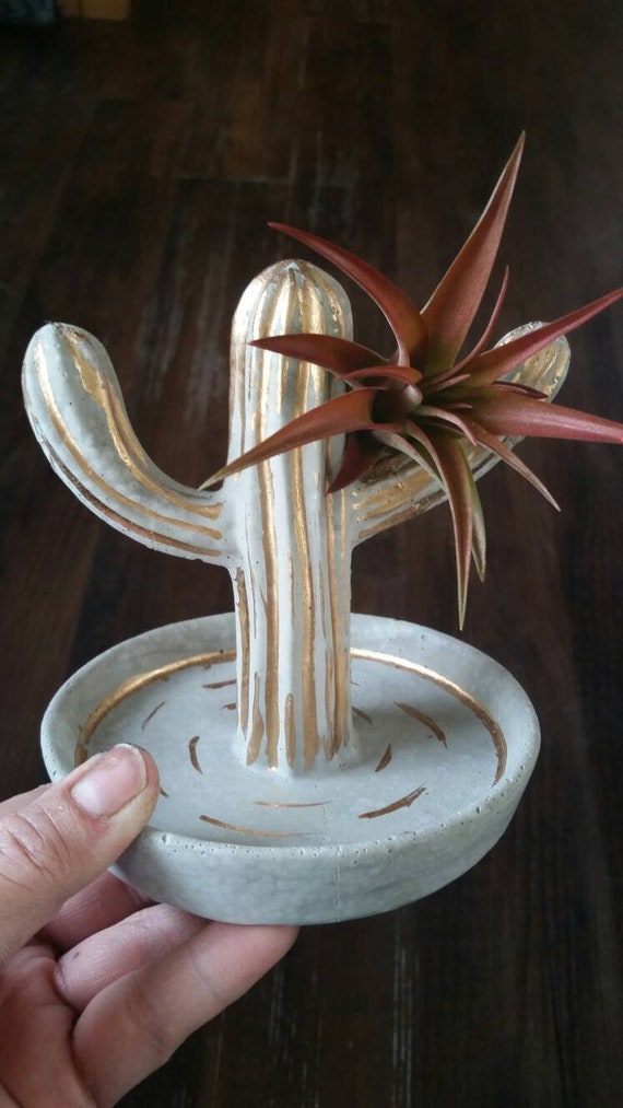 Cactus Ring Dish/Ring Cone/Jewelry Display/Jewelry Dish/Ring Dish/Modern Ring Holder/Bridesmaid gift/Cactus Decor/ Cactus/Air Planter