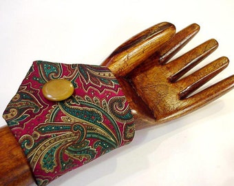 Paisley Necktie Bracelet, Eco Chic Upcycled Mens Silk Wide Neck Tie Wrist Cuff, Textile Fiber Jewelry Art, Green Red itsyourcountry