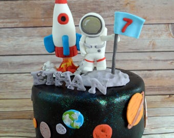 Astronaut, Rocket ship, space Theme Cake Decorating Kit (100% Edible)