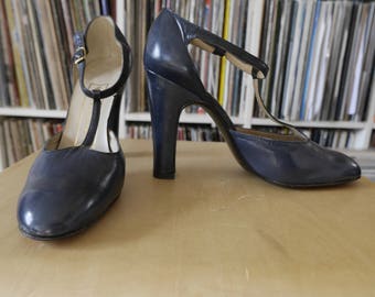 Gorgeous Mary jane - vintage - ASTURIA women shoes - blue leather - size 4 36.5 heels-