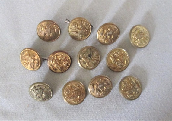 1914 to 1918 12 WW1 Uniform Buttons US Army Copper Clad Great