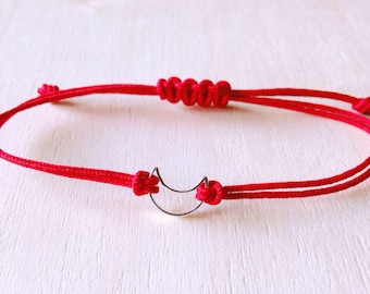 Midi Crescent Bracelet • Sterling silver bracelet • Boho bracelet • minimalist bracelet. Outline Moon Bracelet