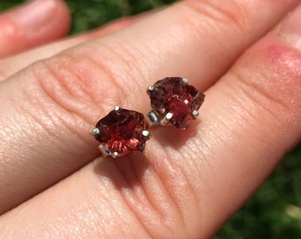 raw garnet earrings - raw garnet stud earrings - healing crystal earrings - energy jewelry - garnet jewelry - sterling silver earrings
