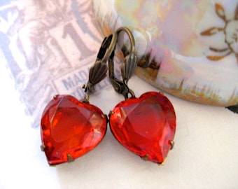 Red Earrings / Heart Earrings / Vintage Glass heart dangle earrings /Romantic Jewellery/ Valentines Red Heart Earrings / Gift for her
