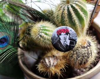 Oscar Wilde in a flower crown 32mm pin back badge