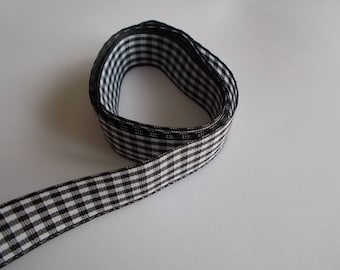 1 m of black and white gingham Ribbon