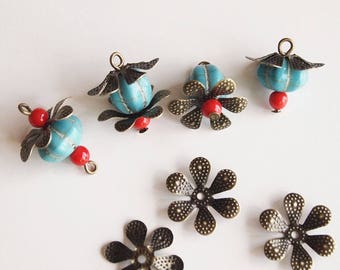 30 Metal Bead Caps Vintage Style 6 Petal Flower Antique Bronze Size 16mm