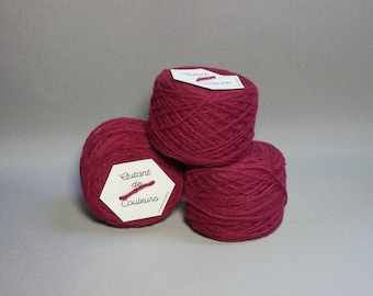 magenta Merino, naturally hand dyed wool