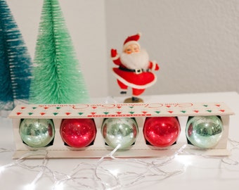 Set of 5 Large Vintage Christmas Ornaments. Shiny Brite Ornaments in Shiny Brite box.