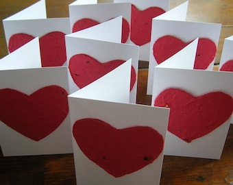 Plantable paper heart on a miniature card - Wedding place card, Mini Card, Love - Classroom party - Valentine's Day party favor