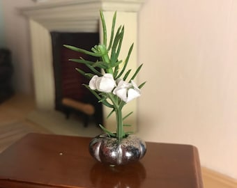 1:12 scale Miniature Dollhouse floral arrangement