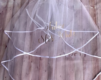 Custom Bachelorette Veil, Personalized Veil, Bachelorette Party Veil, Bride to Be Veil, Bachelorette Party Accessories, Future Mrs Veil