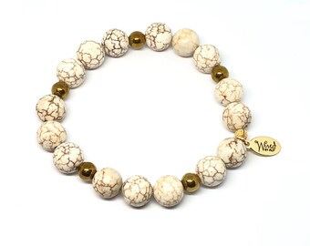 White Turquoise Bracelet / Gemstone / Turquoise