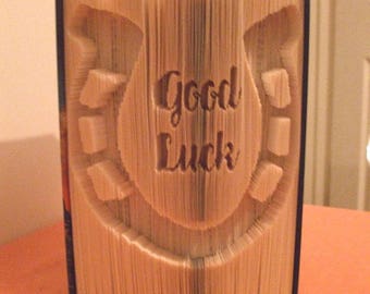 Good Luck Horseshoe Book Folding Pattern