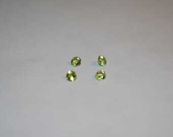 3.5 x 3.5 (0.19ct) Yellow Green Round Peridot Stone