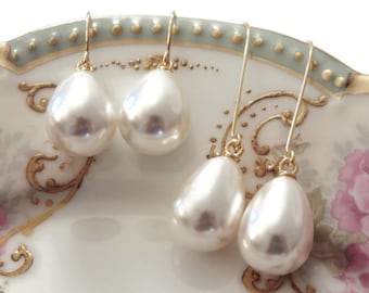 Pearl bridesmaid earrings Pearl drop earrings Pearl teardrop earrings Gift pearl earrings Pearl dangle earrings Pearl bridesmaid jewelry