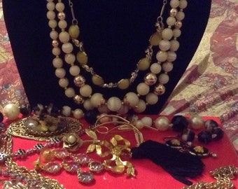 Vintage Jewelry Lot