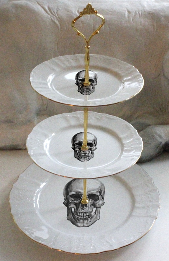 3Tiered Skull Cake Stand Halloween Cake Stand Halloween