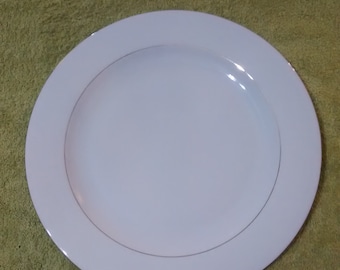 Sakura Classic Gold Pattern Chop Platter