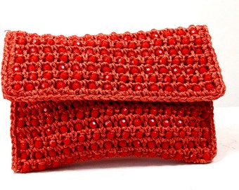 Pocket red beads and macrame