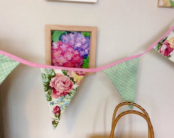 Bunting Roses in pinks and greens