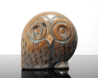 Owl figurine / Ceramic Owl / Vintage