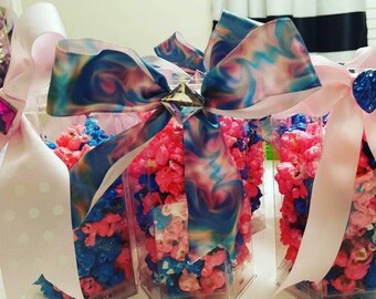 Candy coated popcorn