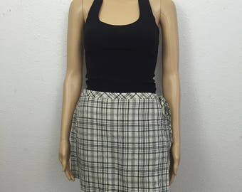 90s vintage beige and black plaid mini skort